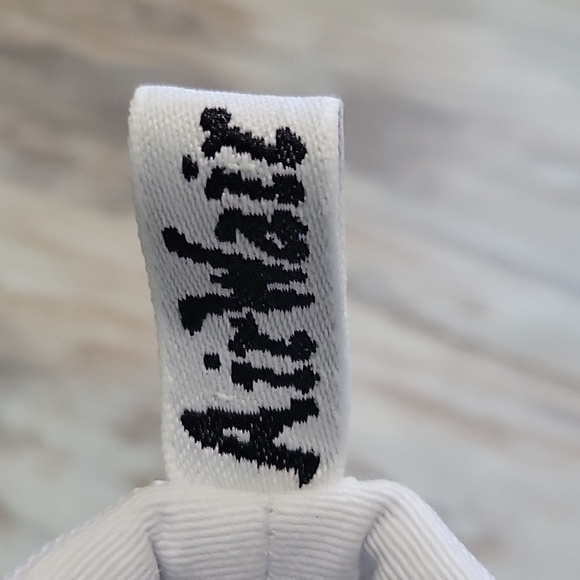 Dr. MARTENS Size 7 Women's White Lace Up Boots with Sole Bounce - Picture 8 of 12